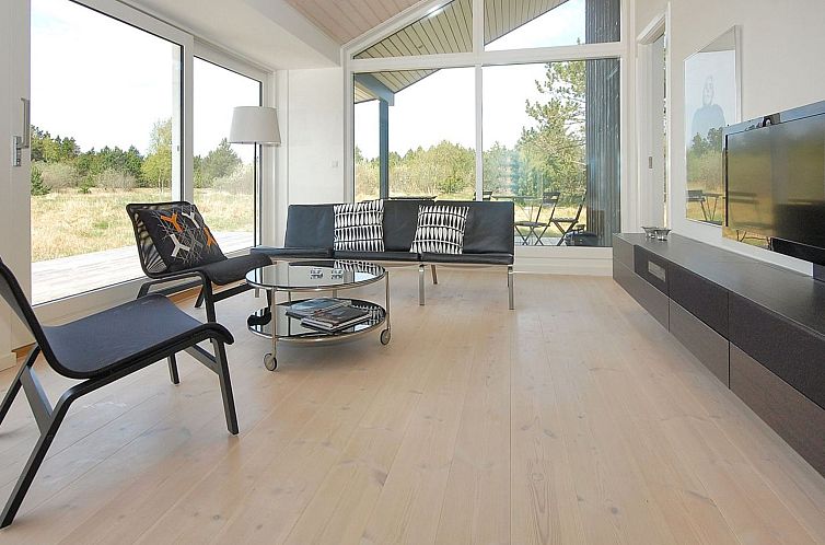 Vakantiehuis "Melinda" - 2km from the sea