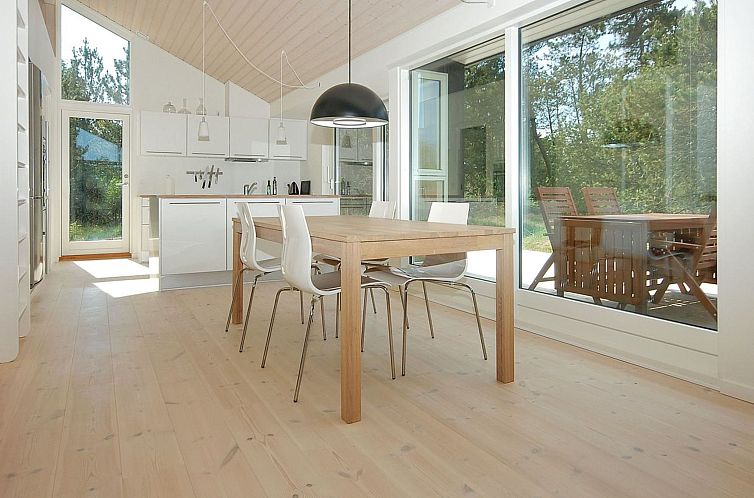 Vakantiehuis "Melinda" - 2km from the sea
