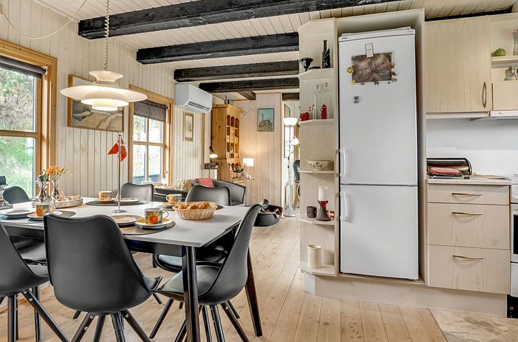 Vakantiehuis "Marite" - 200m from the sea