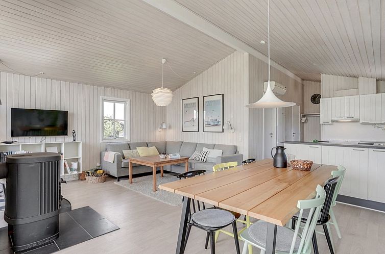 Vakantiehuis "Driss" - 500m from the sea