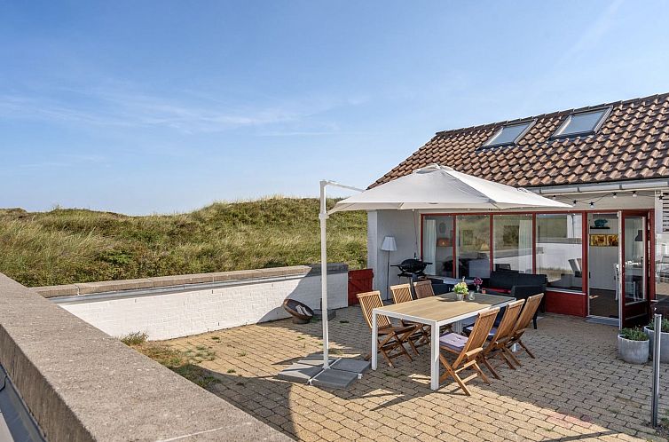 Vakantiehuis "Marjon" - 400m from the sea
