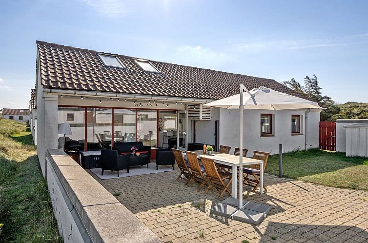 Vakantiehuis "Marjon" - 400m from the sea
