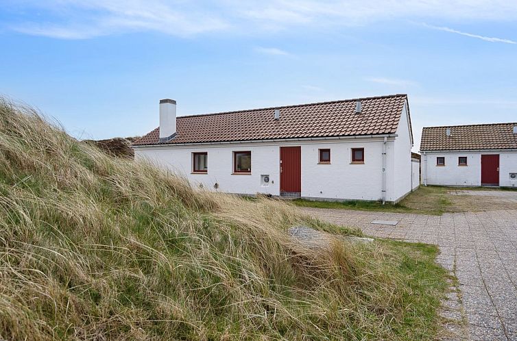 Vakantiehuis "Viena" - 400m from the sea