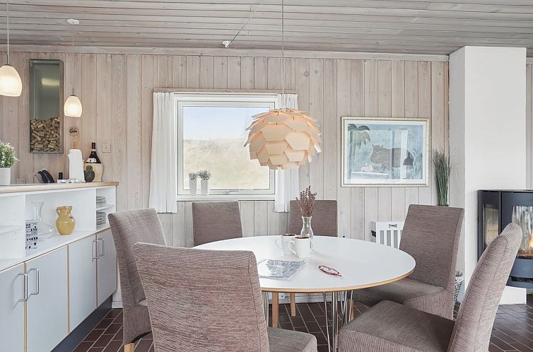 Vakantiehuis "Viena" - 400m from the sea