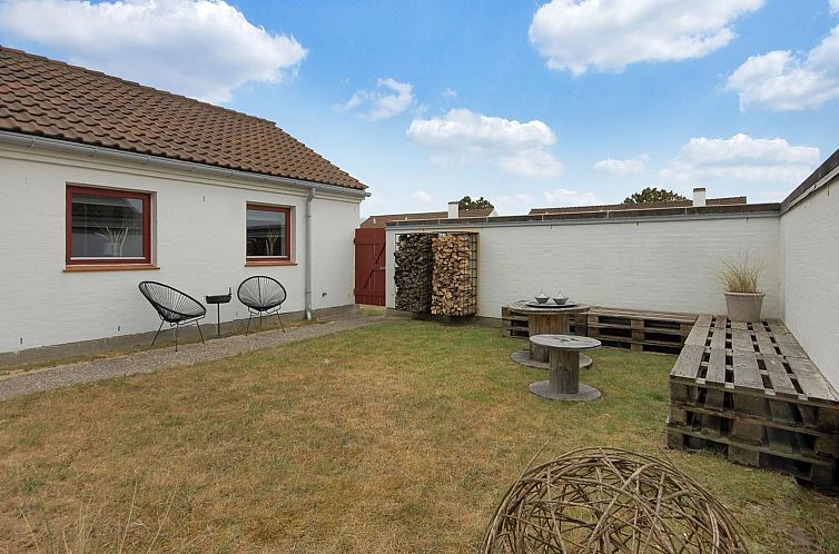 Vakantiehuis "Frieda" - 7.2km from the sea