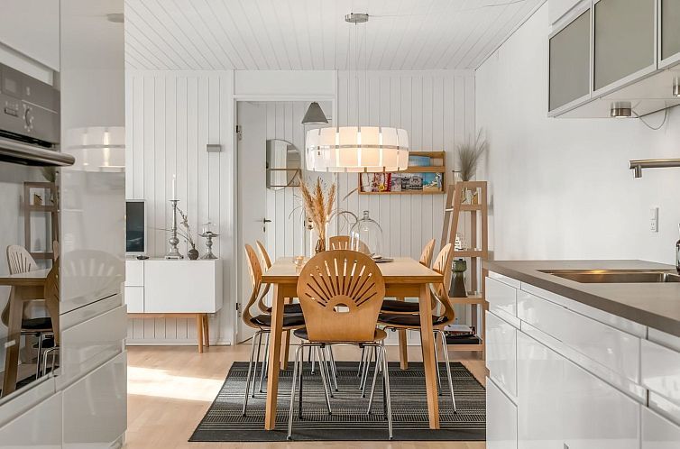 Vakantiehuis "Tarvo" - 400m from the sea