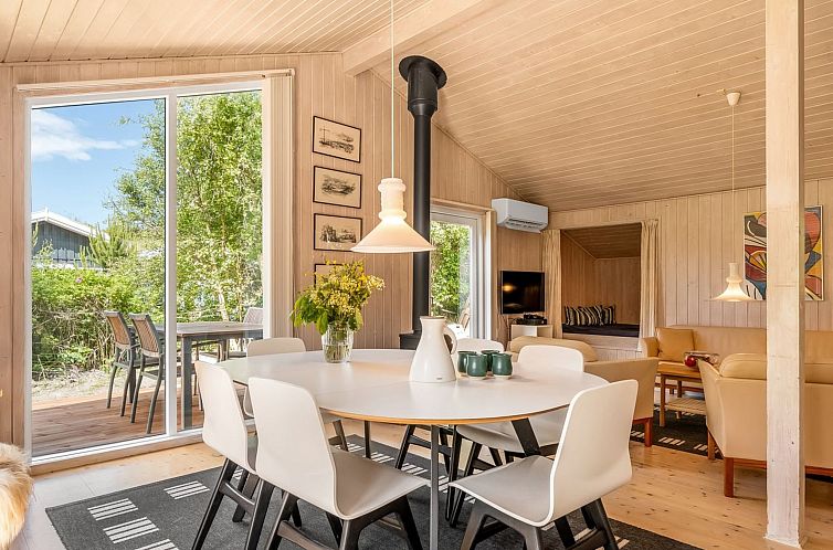 Vakantiehuis "Anelisa" - 1.2km from the sea