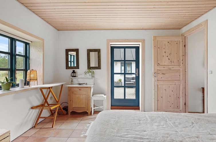 Vakantiehuis "Frederica" - 2km from the sea