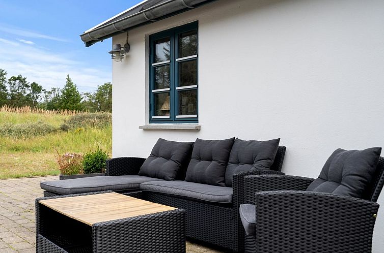 Vakantiehuis "Frederica" - 2km from the sea