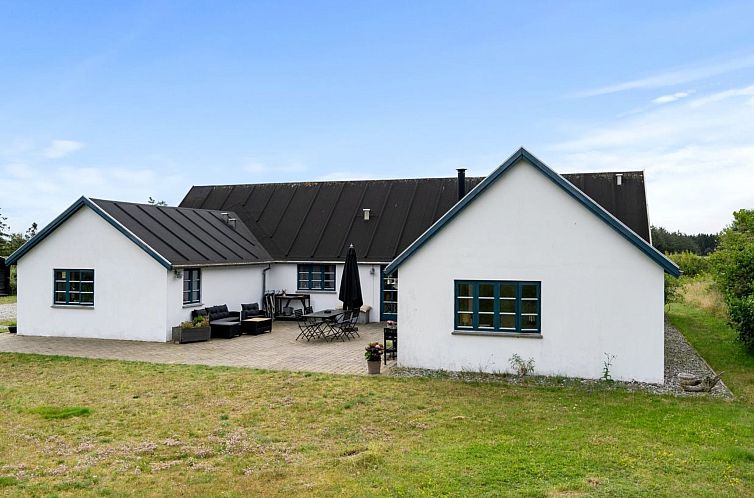 Vakantiehuis "Frederica" - 2km from the sea