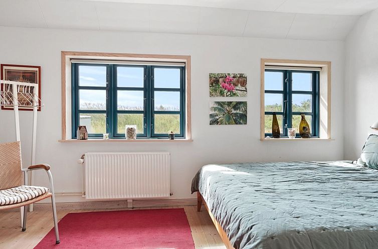 Vakantiehuis "Frederica" - 2km from the sea