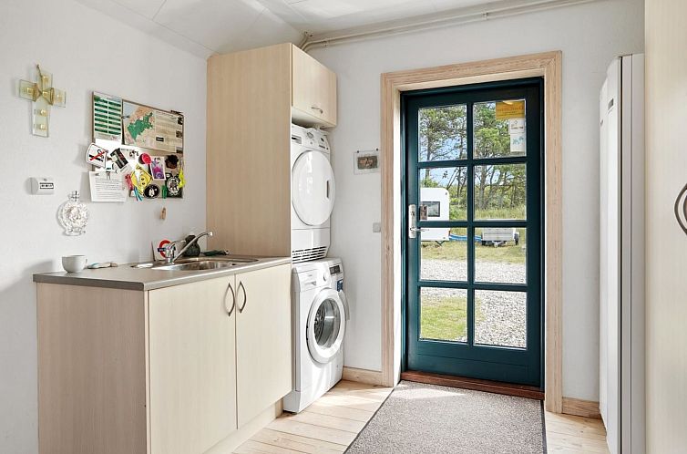 Vakantiehuis "Frederica" - 2km from the sea