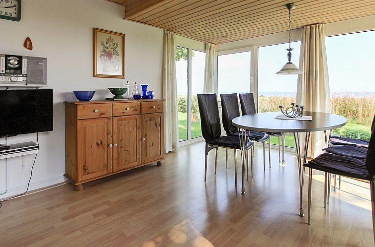 Vakantiehuis "Karin" - 300m from the sea