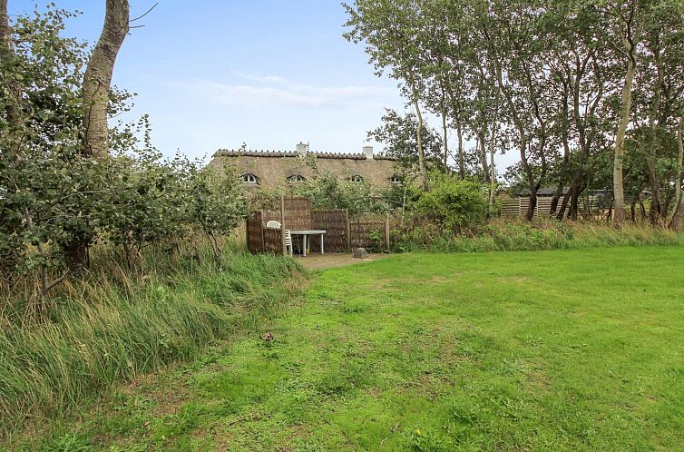 Vakantiehuis "Hennrik" - 500m from the sea