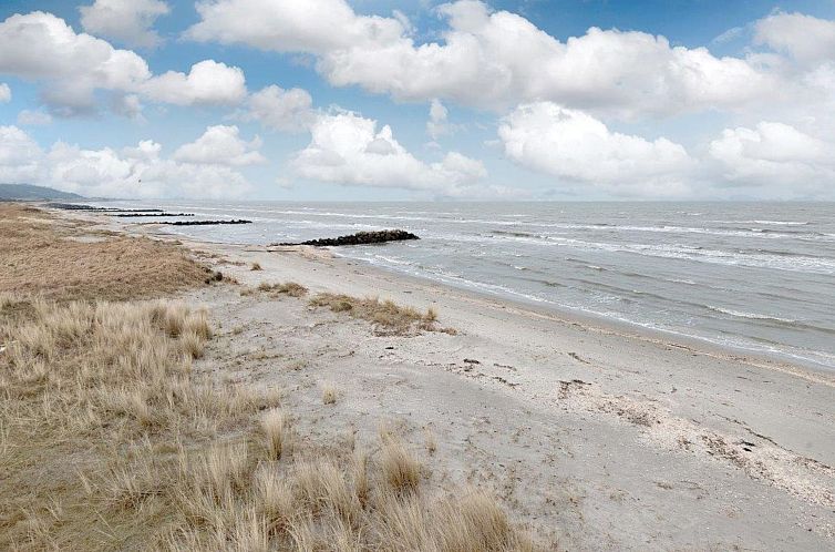 Vakantiehuis "Gonda" - 500m from the sea