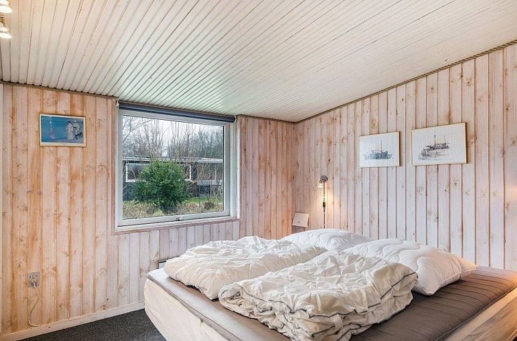 Vakantiehuis "Gonda" - 500m from the sea