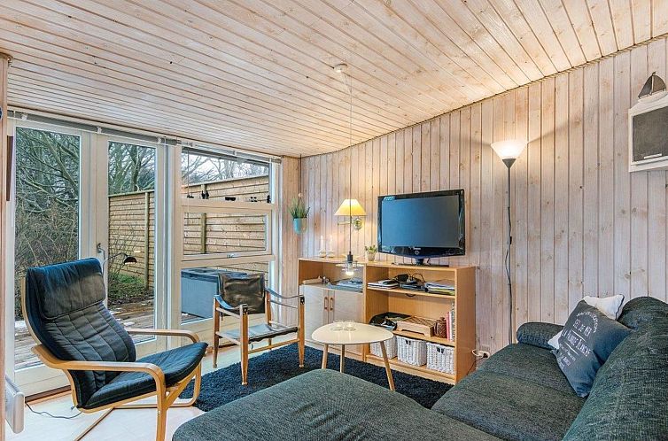 Vakantiehuis "Gonda" - 500m from the sea