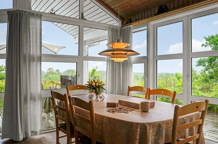 Vakantiehuis "Jaakob" - 4km from the sea
