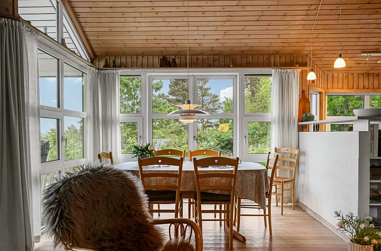 Vakantiehuis "Jaakob" - 4km from the sea