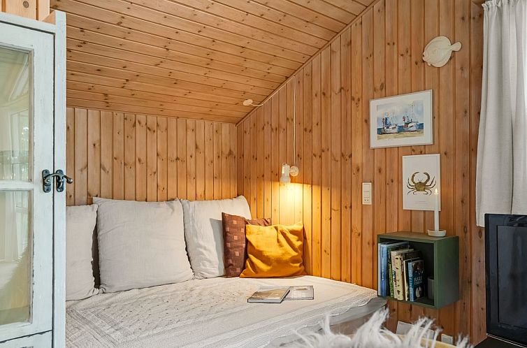 Vakantiehuis "Jaakob" - 4km from the sea