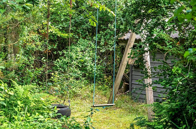 Vakantiehuis "Jaakob" - 4km from the sea