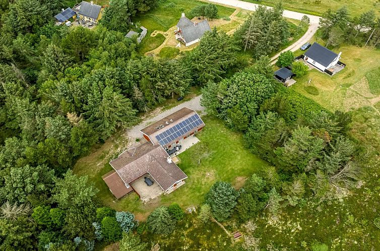 Vakantiehuis "Aisling" - 700m from the sea
