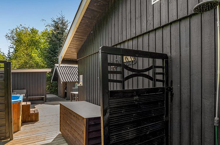 Vakantiehuis "Hermand" - 3.5km from the sea