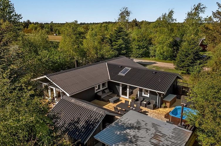 Vakantiehuis "Hermand" - 3.5km from the sea