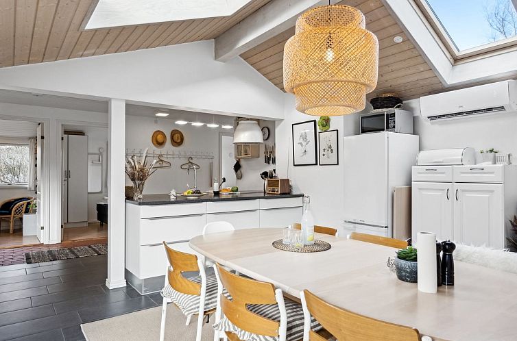 Vakantiehuis "Hermand" - 3.5km from the sea