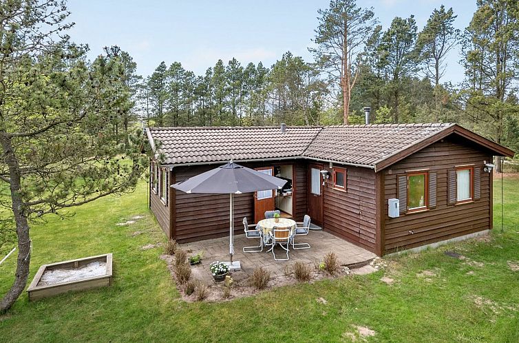 Vakantiehuis "Carina" - 5km from the sea