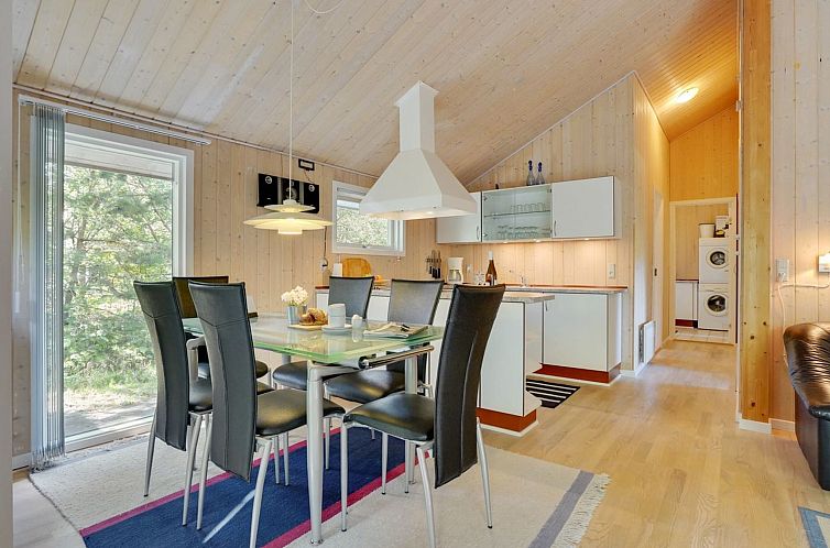 Vakantiehuis "Jussi" - 3.5km from the sea