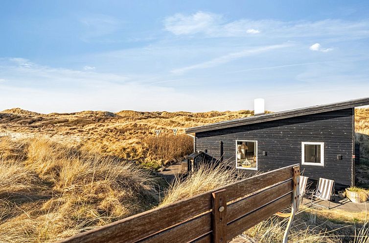 Vakantiehuis "Alrike" - 200m from the sea