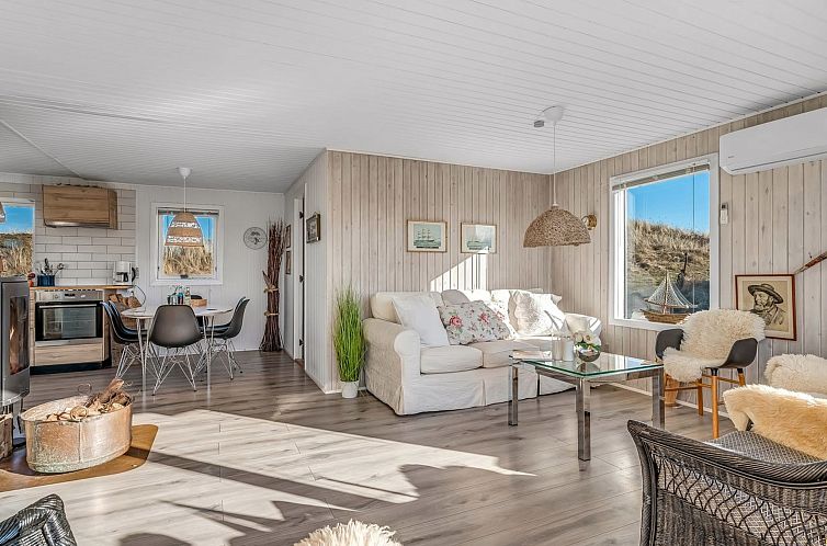 Vakantiehuis "Alrike" - 200m from the sea