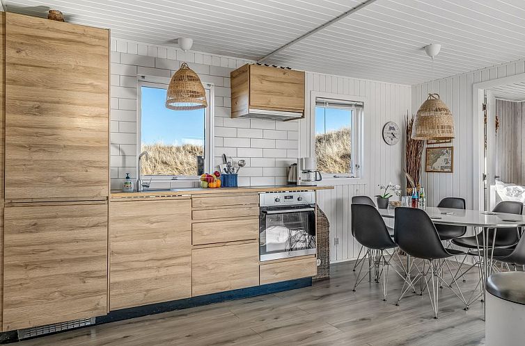 Vakantiehuis "Alrike" - 200m from the sea