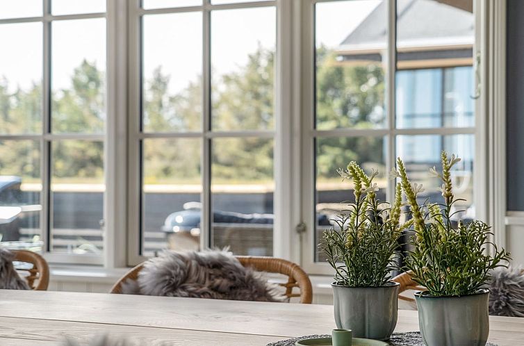 Vakantiehuis "Taija" - 1.5km from the sea