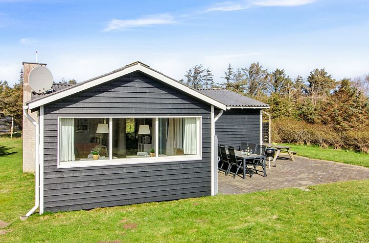 Vakantiehuis "Lisabeth" - 250m from the sea