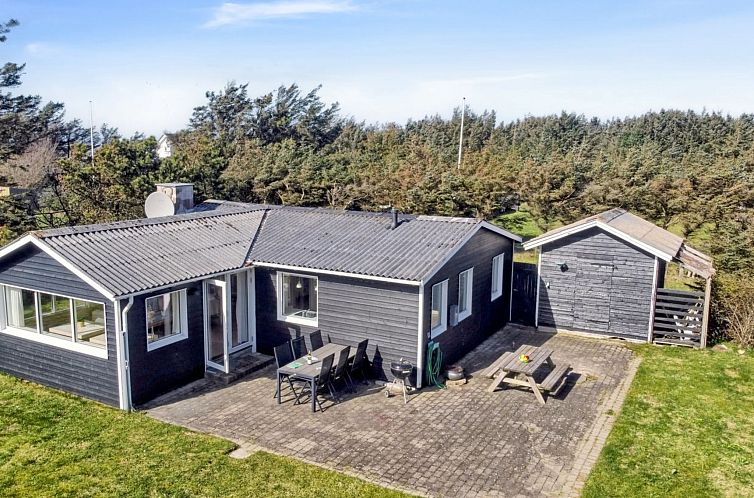 Vakantiehuis "Lisabeth" - 250m from the sea