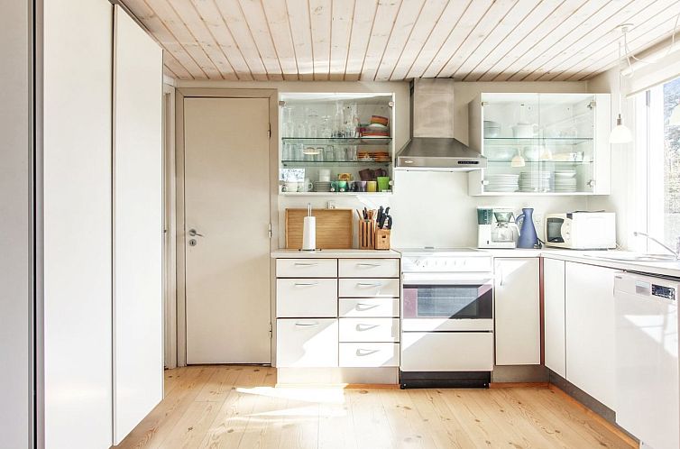 Vakantiehuis "Lisabeth" - 250m from the sea