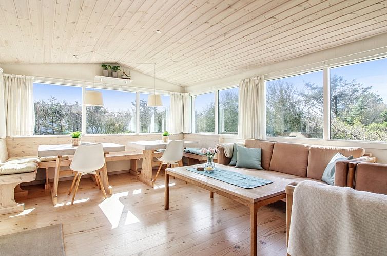 Vakantiehuis "Lisabeth" - 250m from the sea