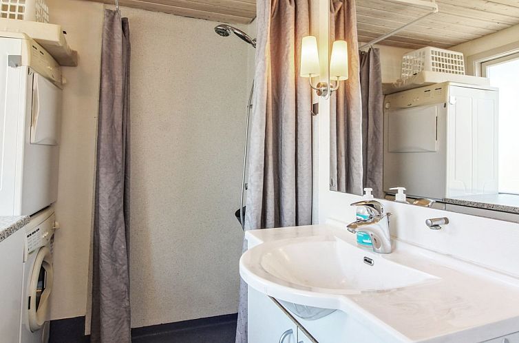Vakantiehuis "Lisabeth" - 250m from the sea