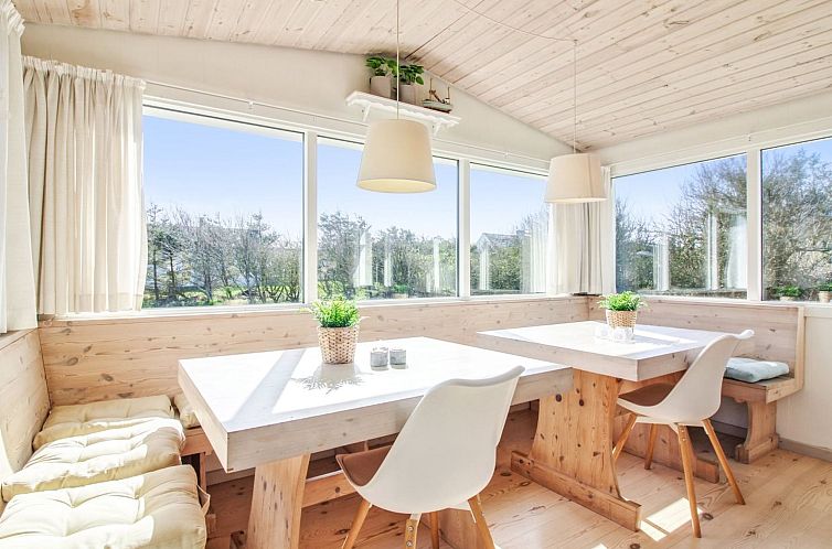 Vakantiehuis "Lisabeth" - 250m from the sea