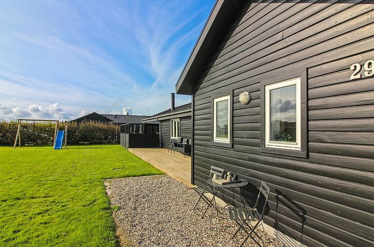 Vakantiehuis "Nehat" - 300m from the sea