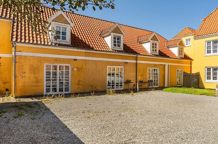 Vakantiehuis "Kirsi" - 1.6km from the sea