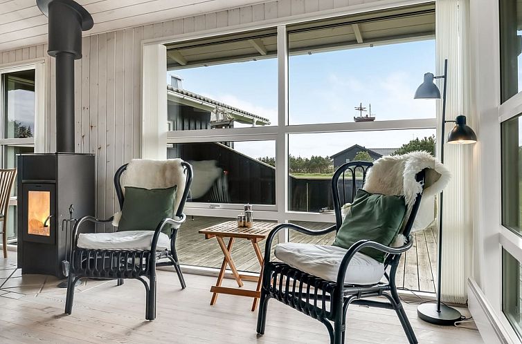 Vakantiehuis "Juris" - 950m from the sea