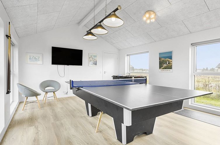 Vakantiehuis "Juris" - 950m from the sea
