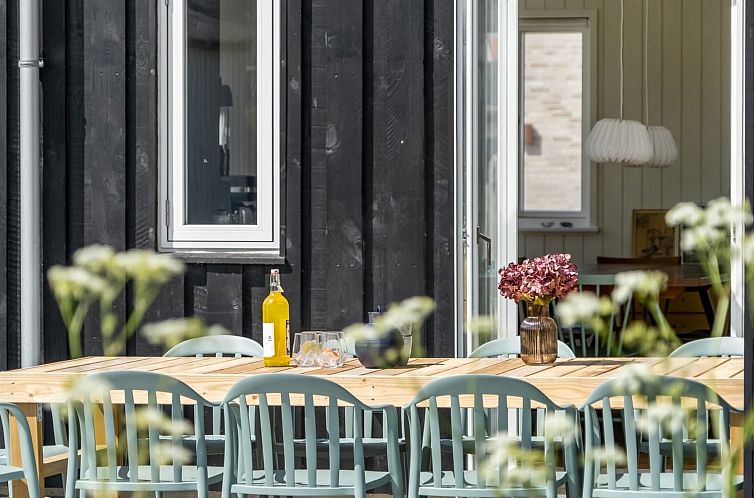 Vakantiehuis "Stenkil" - 1.2km from the sea