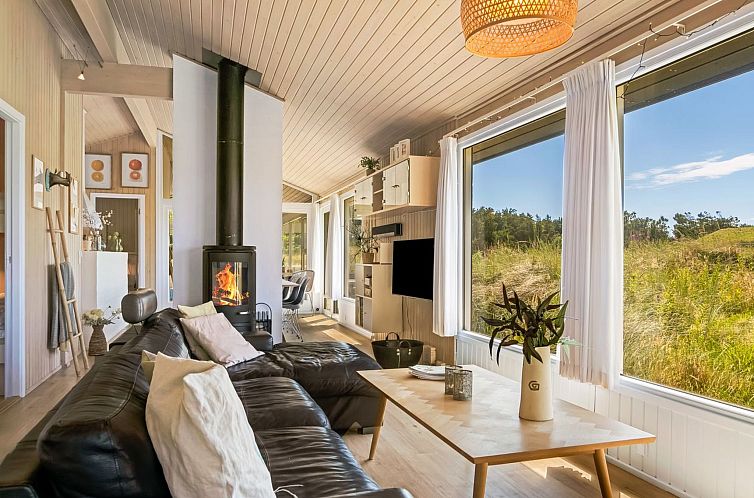 Vakantiehuis "Law" - 400m from the sea