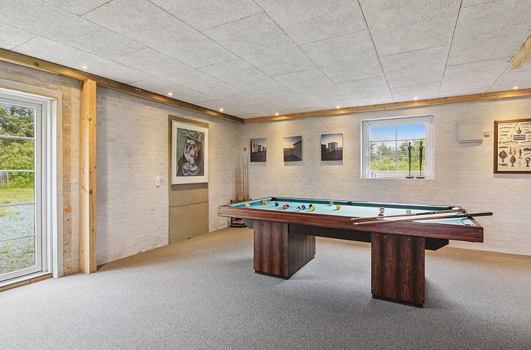 Vakantiehuis "Law" - 400m from the sea