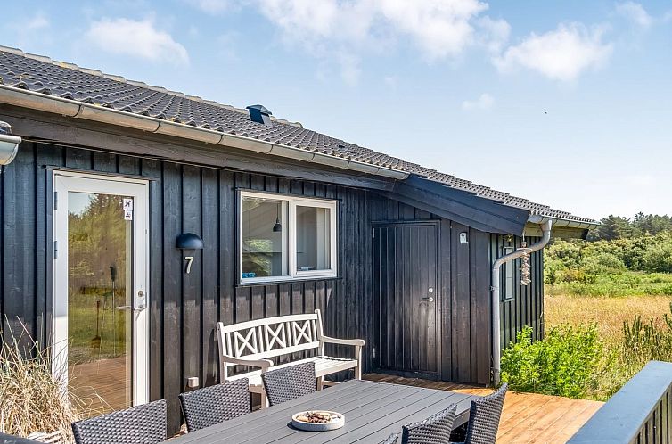 Vakantiehuis "Anthea" - 450m from the sea