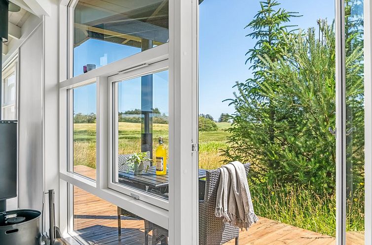 Vakantiehuis "Anthea" - 450m from the sea